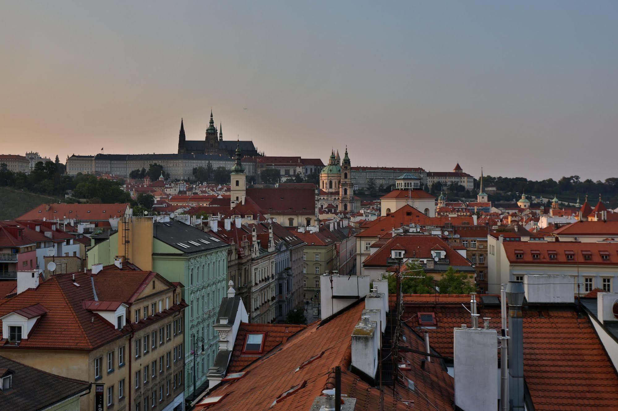James Hotel & Apartments Prague Ngoại thất bức ảnh